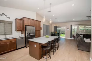3317 Whispering Frst Ln, Shafter, CA 93263 - Photo 8