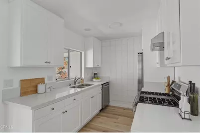 160 W Fiesta Green, Port Hueneme, CA 93041 - Photo 18