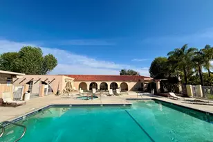 372 Hadley Dr #-, Ventura, CA 93003 - Photo 2