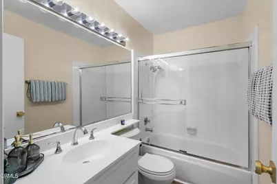 272 Green Moor Place, Thousand Oaks, CA 91361 - Photo 32