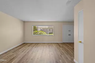 272 Green Moor Pl, Thousand Oaks, CA 91361 - Photo 8