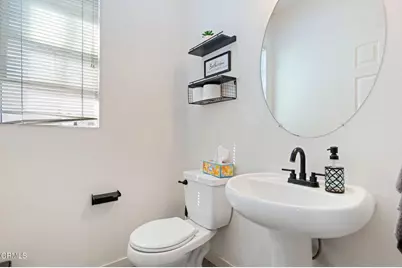 1842 Sonata Drive, Oxnard, CA 93030 - Photo 18