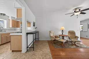 6256 Fremont St, Ventura, CA 93003 - Photo 12