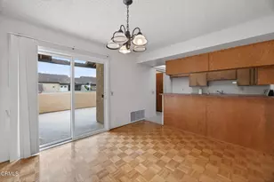 176 Fashion Park Pl, Oxnard, CA 93033 - Photo 12