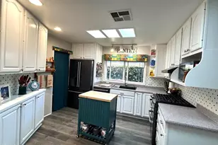 4700 Aurora Dr, Ventura, CA 93003 - Photo 8