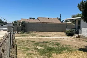 628 E 3rd St, Bakersfield, CA 93307 - Photo 18