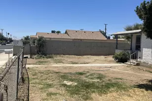 628 E 3rd St, Bakersfield, CA 93307 - Photo 20