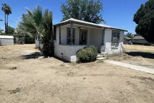 628 E 3rd St, Bakersfield, CA 93307 - Photo 22