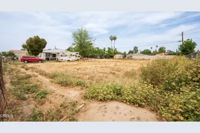 628 E 3rd Street, Bakersfield, CA 93307 - Photo 20