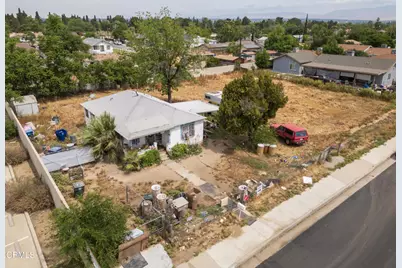 628 E 3rd Street, Bakersfield, CA 93307 - Photo 10