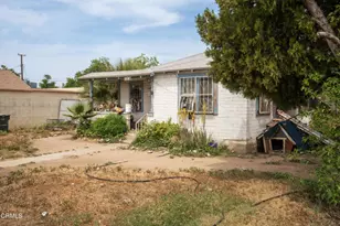 628 E 3rd St, Bakersfield, CA 93307 - Photo 6