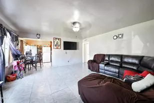 1318 Vale St, Bakersfield, CA 93307 - Photo 16