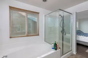 5128 Ederia Way, Bakersfield, CA 93313 - Photo 18