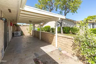 1106 Village 1 #-, Camarillo, CA 93012 - Photo 24