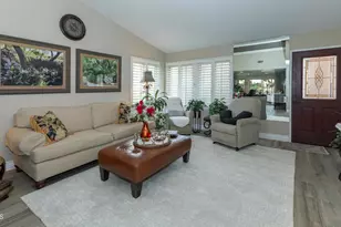 40027 Village 40, Camarillo, CA 93012 - Photo 10