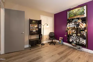 40027 Village 40, Camarillo, CA 93012 - Photo 22