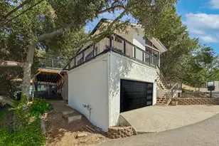 20930 Almazan Rd, Woodland Hills, CA 91364 - Photo 6