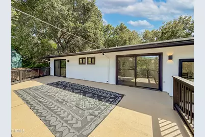 20930 Almazan Road, Woodland Hills, CA 91364 - Photo 22