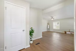 1220 Johnson Dr, Ventura, CA 93003 - Photo 4