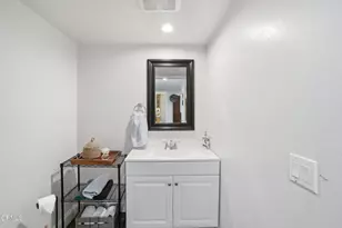 897 Miller Ct, Ventura, CA 93003 - Photo 26