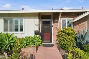 700 N M St, Oxnard, CA 93030 - Photo 1