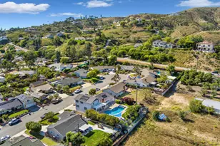 132 Maria Ln, Camarillo, CA 93010 - Photo 44