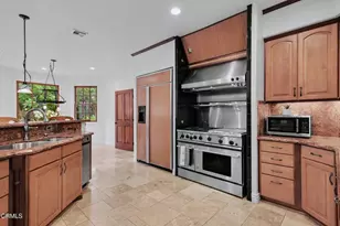 3186 Calle De Debesa, Camarillo, CA 93010 - Photo 6