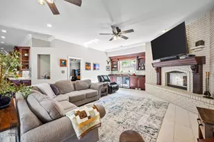 17141 Panadero Ct, Bakersfield, CA 93314 - Photo 6