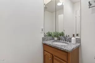 1076 Beechwood St, Camarillo, CA 93010 - Photo 22