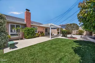 1076 Beechwood St, Camarillo, CA 93010 - Photo 40