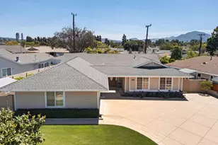 1076 Beechwood St, Camarillo, CA 93010 - Photo 44