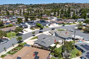 1076 Beechwood St, Camarillo, CA 93010 - Photo 48
