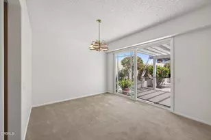 1076 Beechwood St, Camarillo, CA 93010 - Photo 12