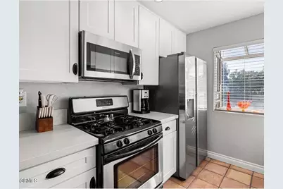 5204 Columbus Place, Oxnard, CA 93033 - Photo 4