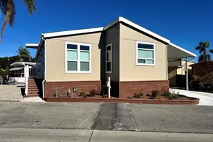 1585 Cherry Ave, Oxnard, CA 93033 - Photo 2