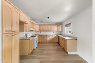 506 E Oak St, Ojai, CA 93023 - Photo 14