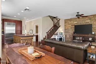 1315 Bayside Cir, Oxnard, CA 93035 - Photo 8