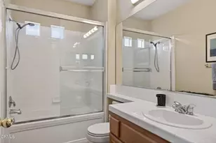 1315 Bayside Cir, Oxnard, CA 93035 - Photo 40
