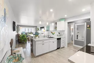 275 E Surfside Dr, Port Hueneme, CA 93041 - Photo 6