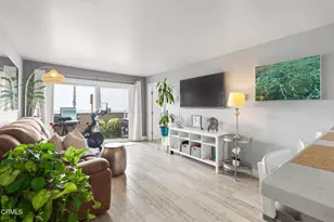 275 E Surfside Dr, Port Hueneme, CA 93041 - Photo 14