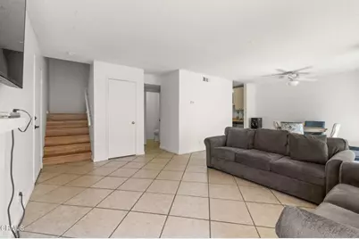 5711 Morro Bay Lane #5, Ventura, CA 93003 - Photo 6