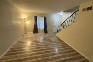 1331 Casa San Carlos Ln, Oxnard, CA 93033 - Photo 2