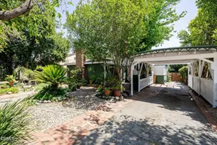13934 Aztec St, Sylmar, CA 91342 - Photo 4