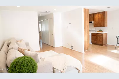 6727 Wordsworth Way, Ventura, CA 93003 - Photo 12