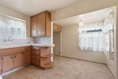 837 E Luray Street, Long Beach, CA 90807 - Photo 8