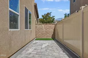 2072 Harvest Loop, Santa Paula, CA 93060 - Photo 10