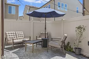2072 Harvest Loop, Santa Paula, CA 93060 - Photo 50