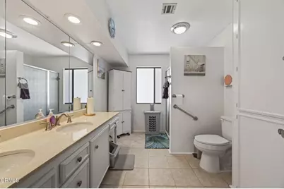 81 Poinsettia Gardens Drive, Ventura, CA 93004 - Photo 22