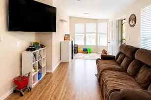 11100 Telegraph Road, Ventura, CA 93004 - Photo 4