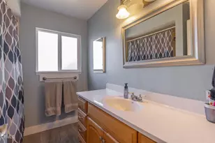 205 Grande Vista St, Oak View, CA 93022 - Photo 18